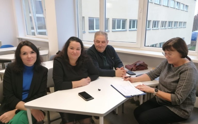 Rajono chemijos mokytojų apskritojo stalo diskusija „Metodinės veiklos naujovės ir planavimas“